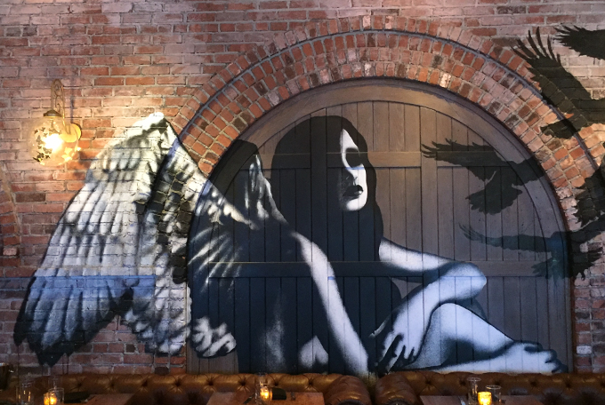 Eelus Restaurant Mural | Trending In